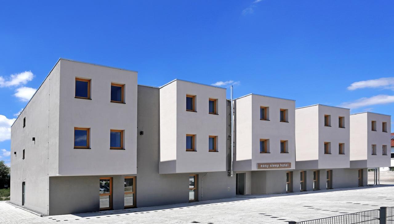 Easy Sleep Apartmenthotel Ergolding Dış mekan fotoğraf